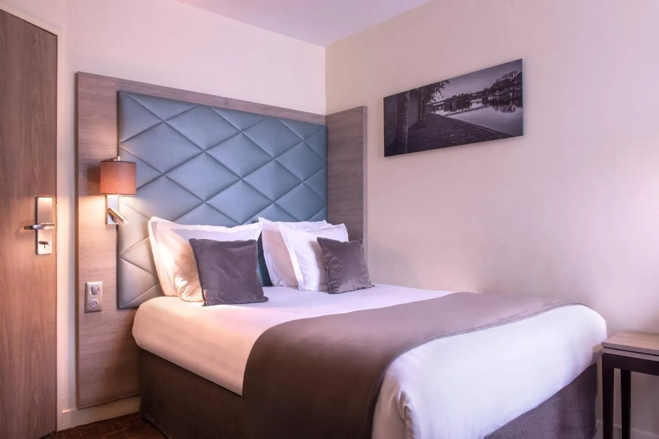 Hôtel Aston Paris 3*,