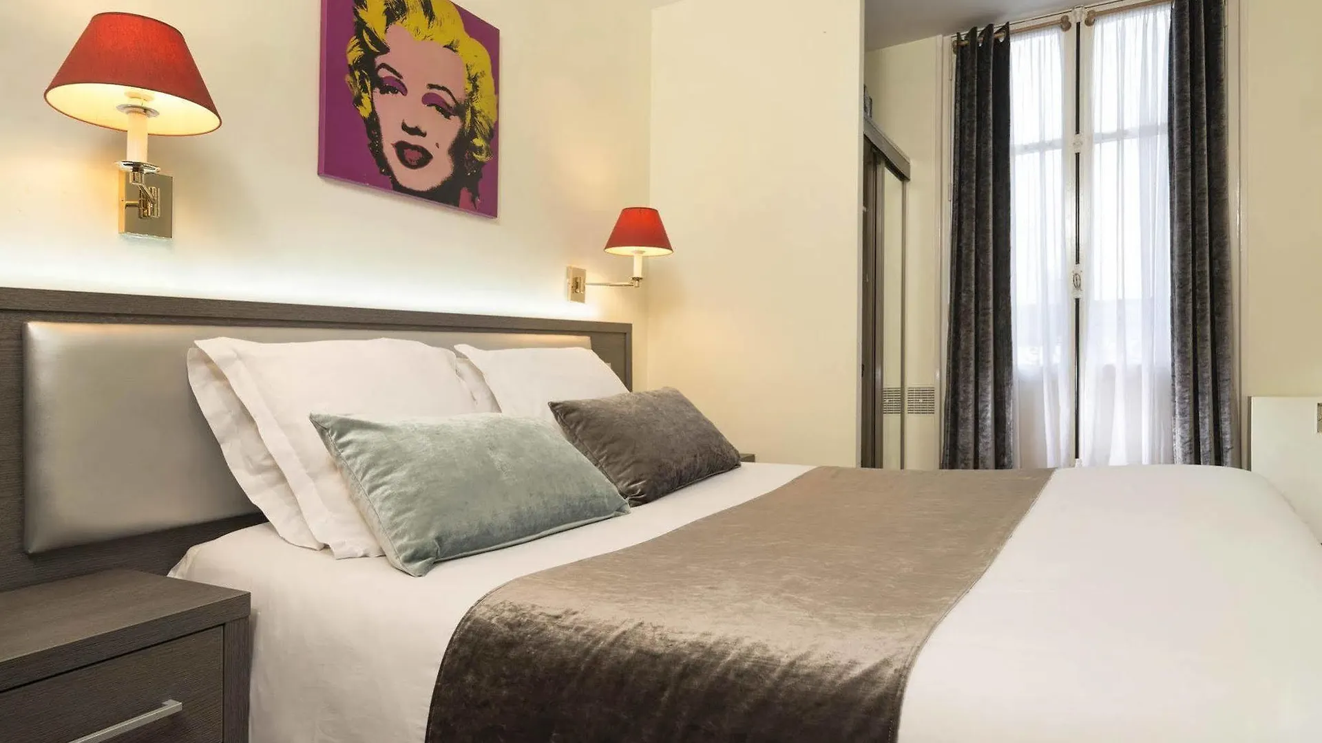 Hôtel Aston Paris Hotel