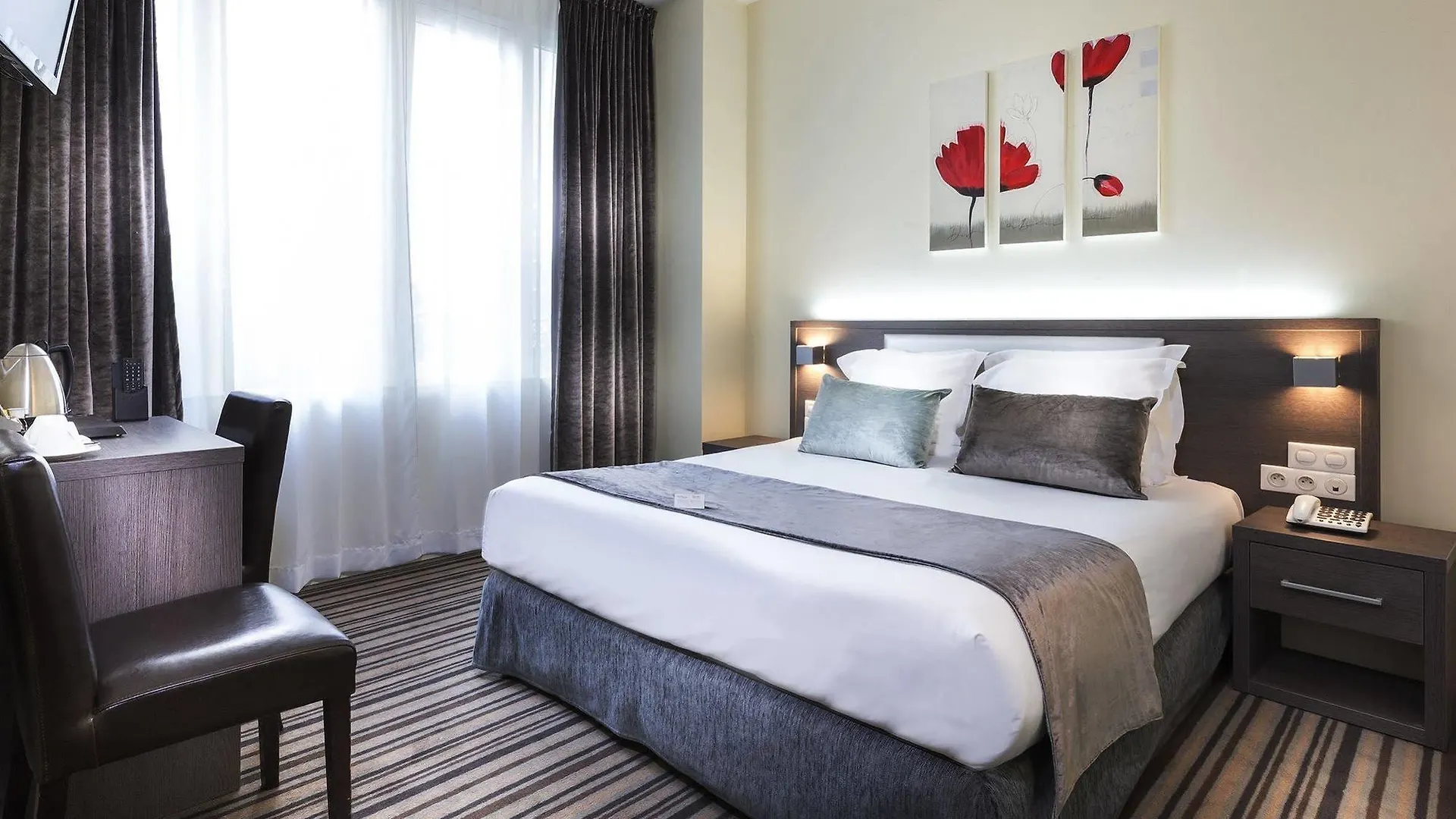 *** Hotel Hôtel Aston Paris França