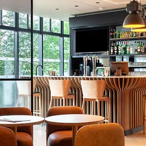 Porte Des Lilas Hotell